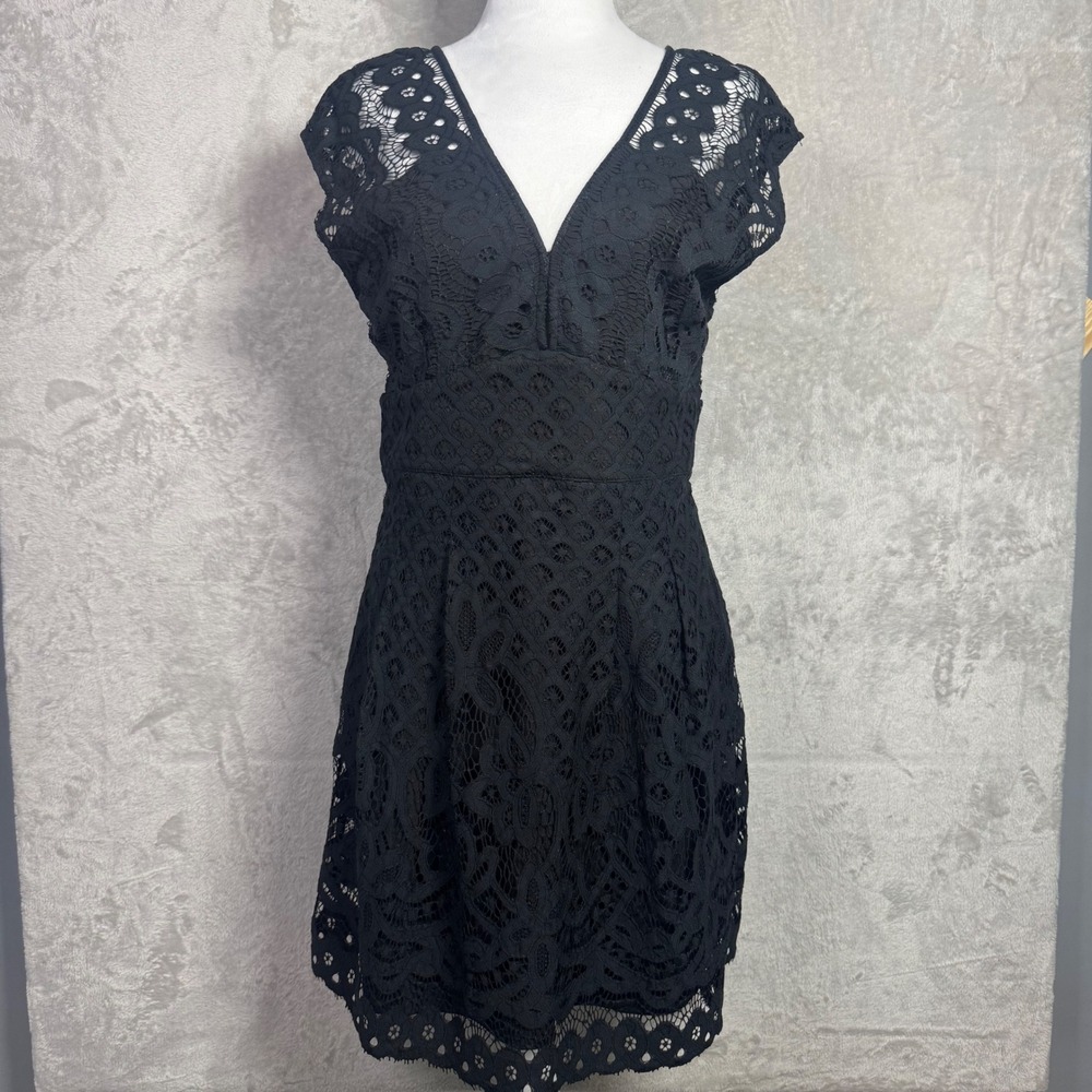 NWT Entro Womens Black‎ Floral Lace V-Neck Mini Dress Cap Sleeve Deep V-Back L